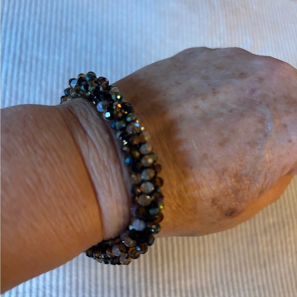 Elegant Black multicolor Beaded stretchy Bracelet - Picture 3 of 7